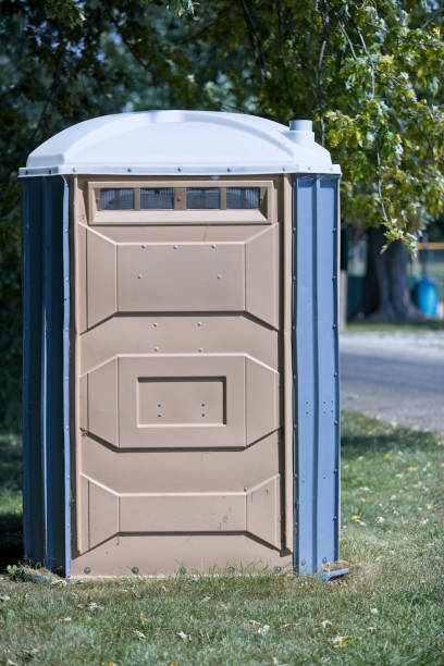 Best Portable toilet rental cost  in Garner, IA